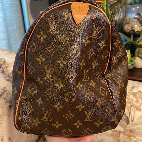 (Sale Sale Sale for this weekend) Authentic Louis Vuitton Keepall 45 - Picture 11 of 17